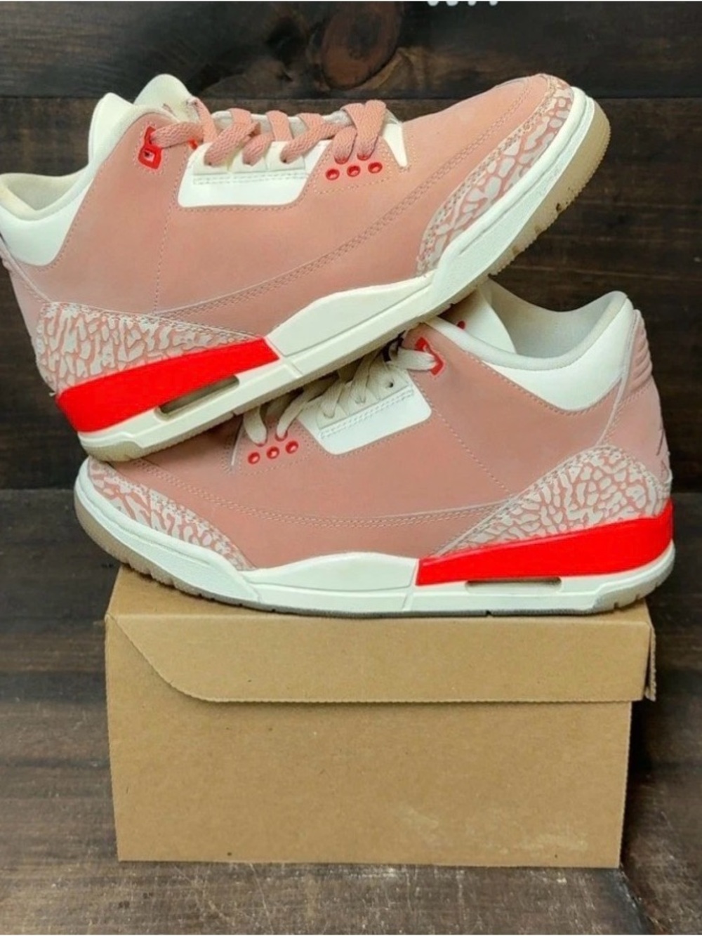 Women’s Jordan 3 retro rust pink sz 7